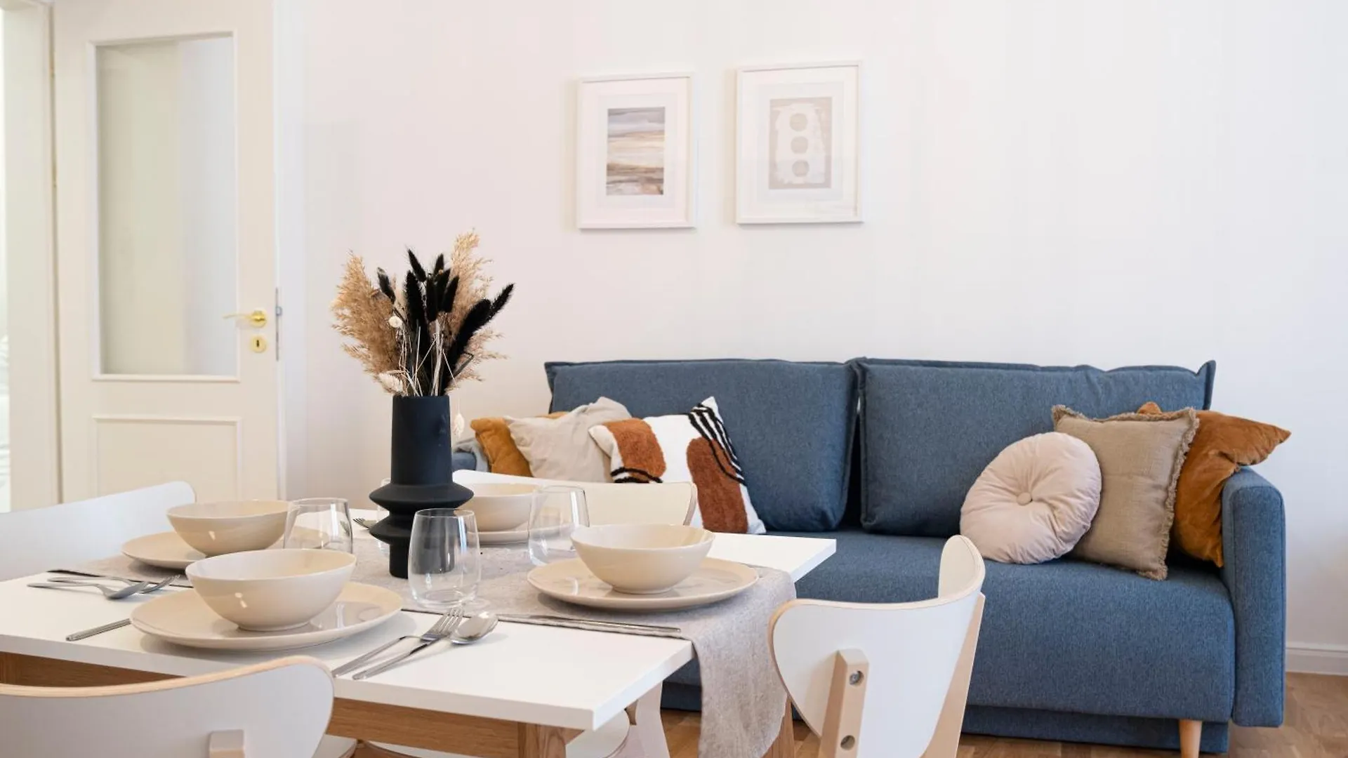 Apartment Varsavska Residence Prague